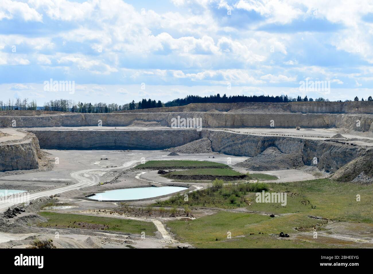 Gravel Stockpile High Resolution Stock Photography and Images - Alamy