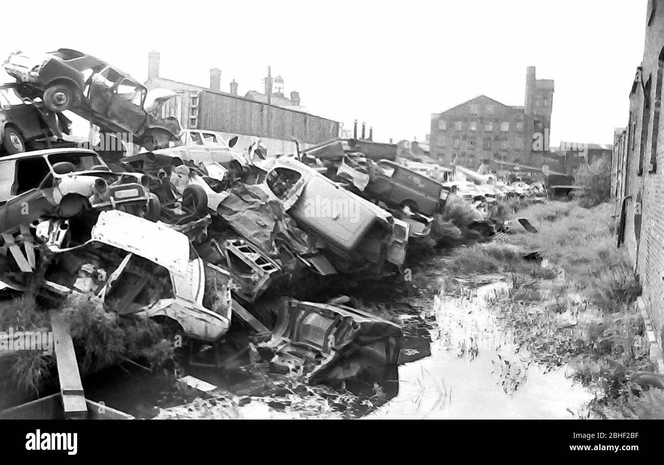 Scrap Yard Black And White Stock Photos Images Alamy Scrap Yard Black And White Stock Photos Images Alamy