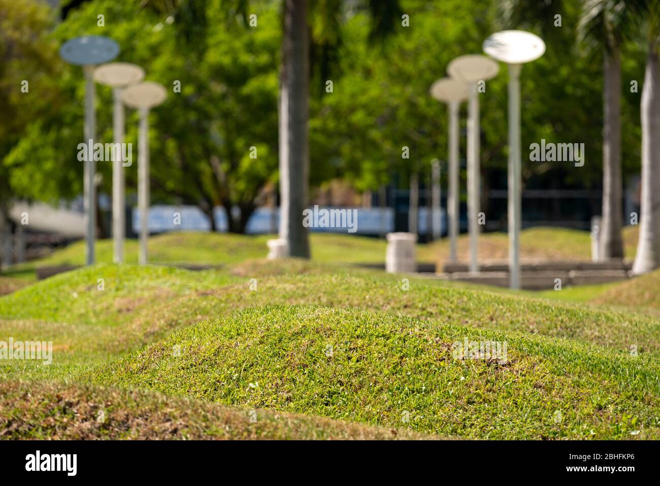 Garden park grass hi-res stock photography and images - Alamy