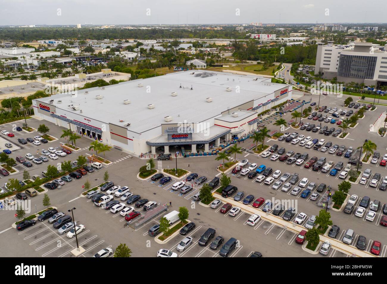 Aerial photo busy day at Miami Costco wholesale warehouse club Stock Photo