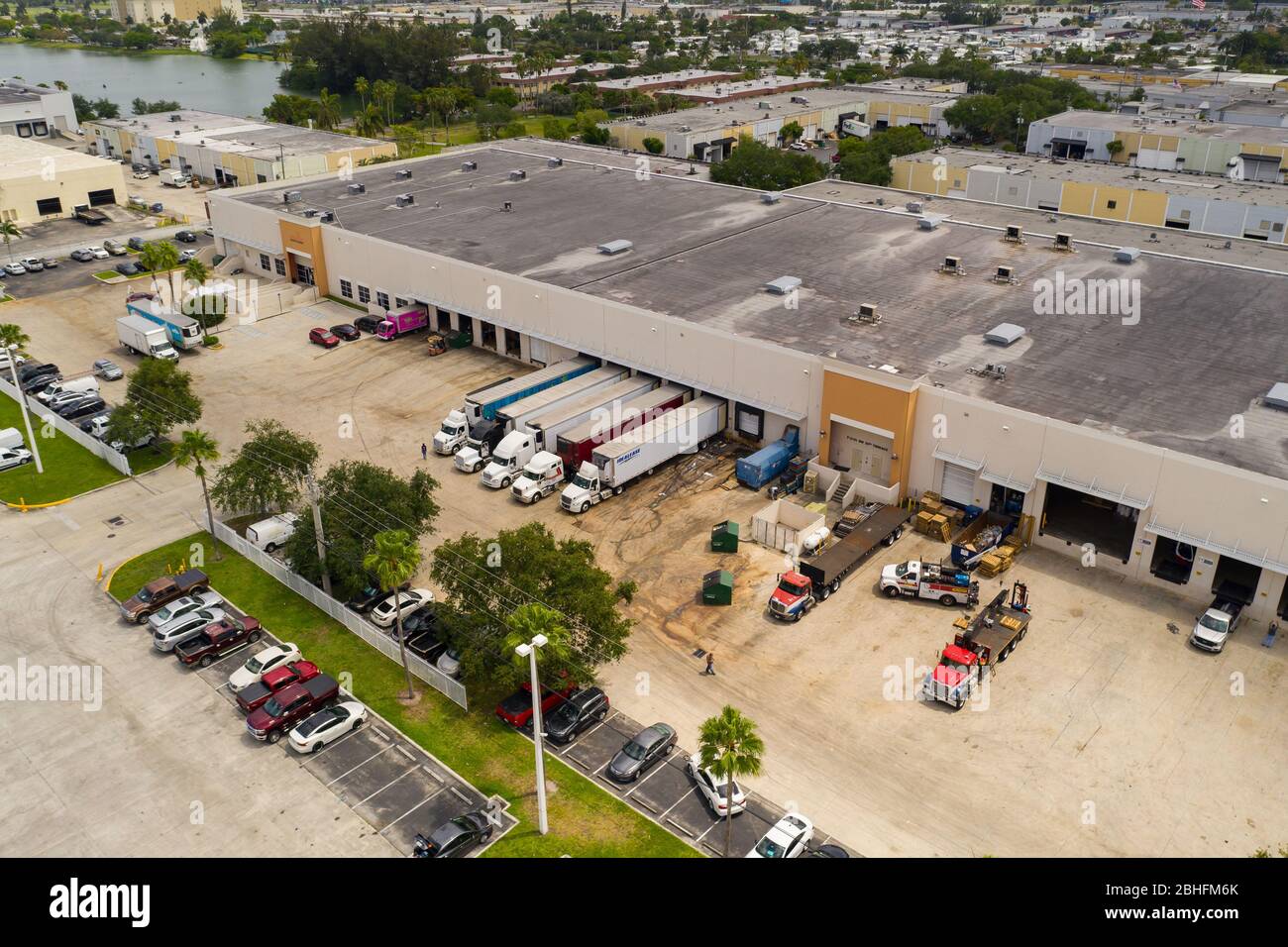 Pembroke Park FL food distribution warehouses with reefer trucks Stock