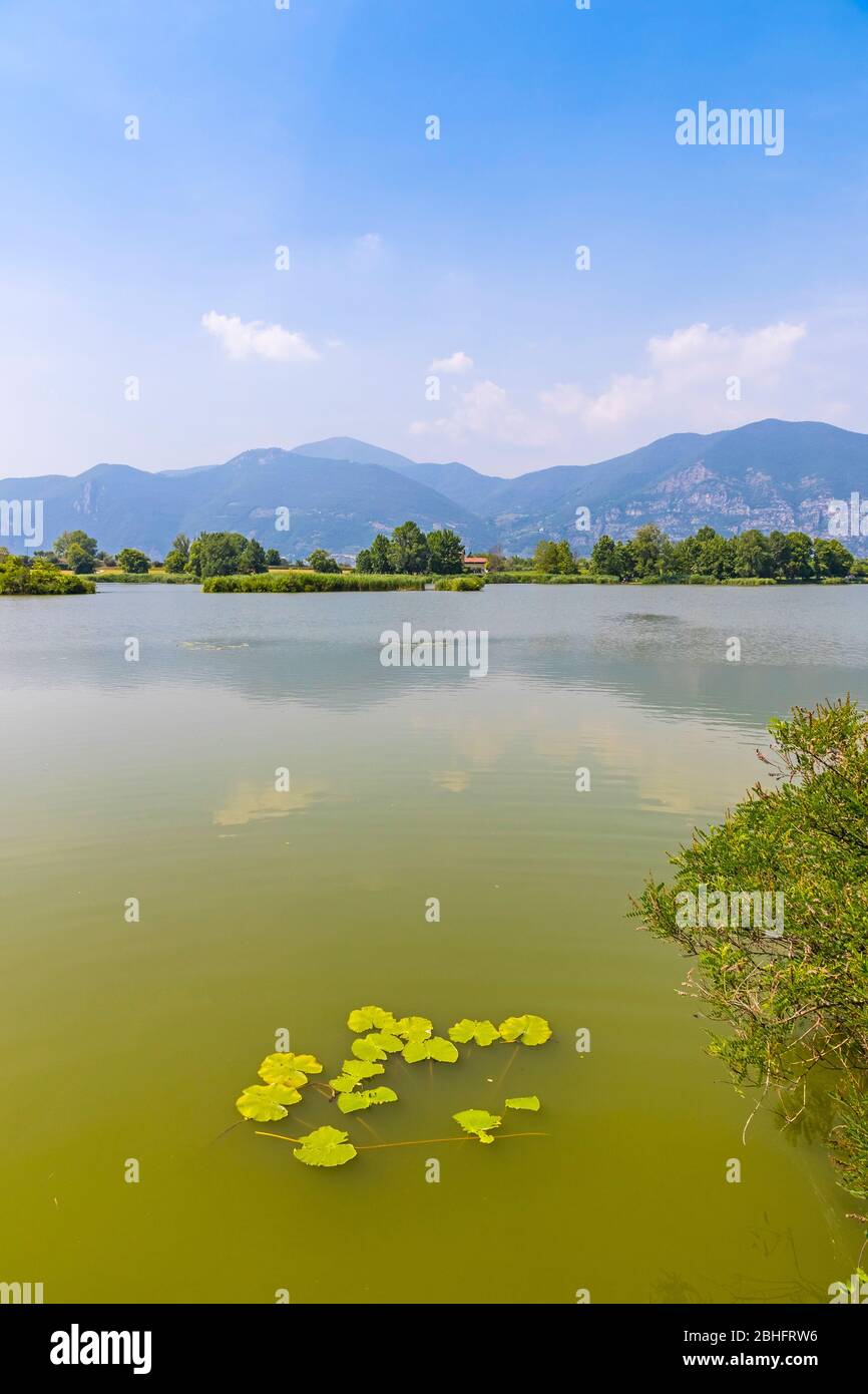 Sebino hi-res stock photography and images - Alamy