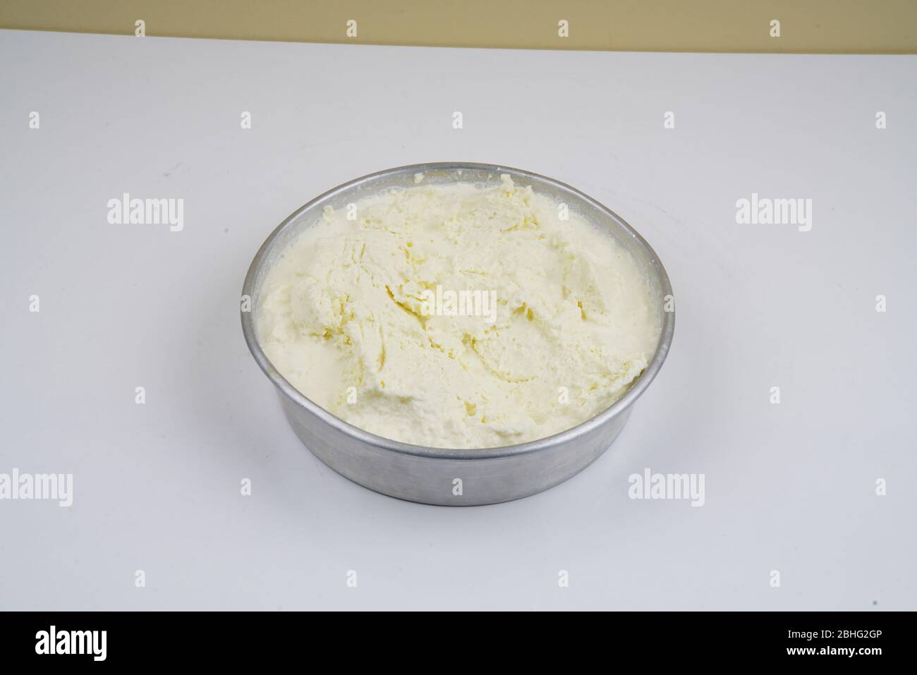 Cream ground color hi-res stock photography and images - Alamy
