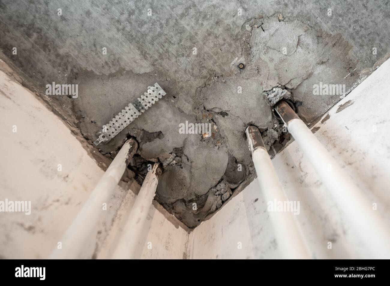 Heating pipes in new house, dismantling and repair of holes in concrete floors, noise and sounds