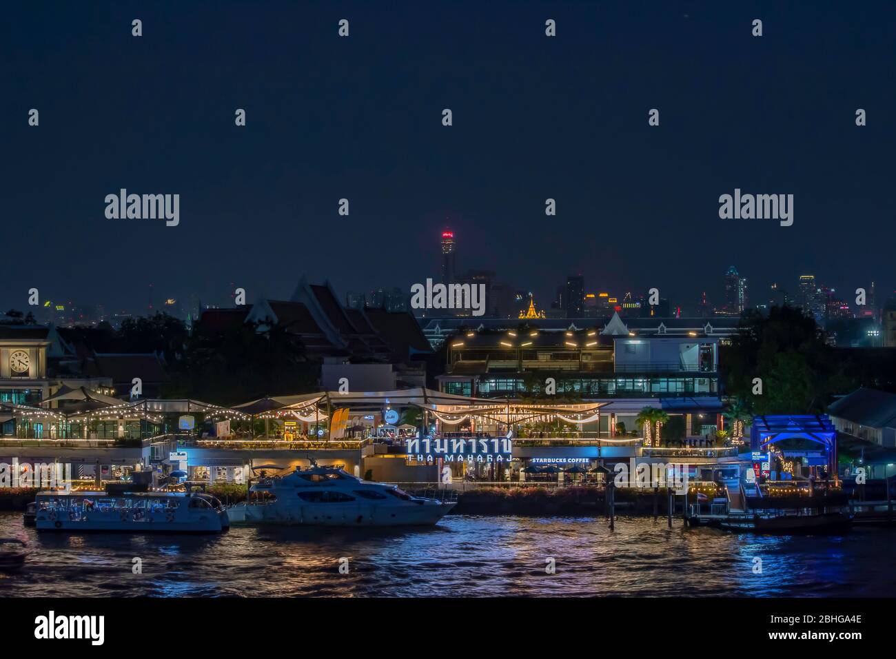 Tha maharaj mall in bangkok hires stock photography and images Alamy