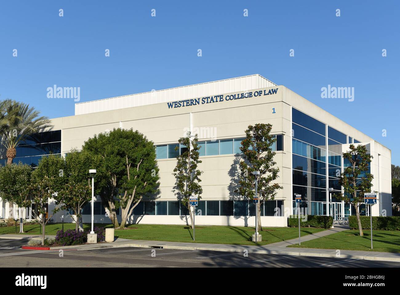IRVINE, CALIFORNIA - 25 APRIL 2020:The Western State College of Law, Irvine campus building. Stock Photo