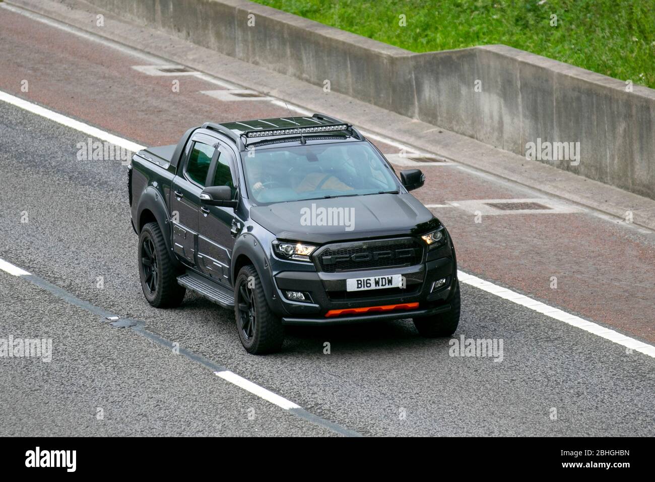 Ford Ranger SUV Pickup; Vehicular traffic moving vehicles, driving