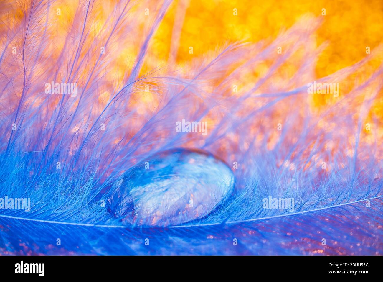 Abstract glow golden background hi-res stock photography and images - Alamy