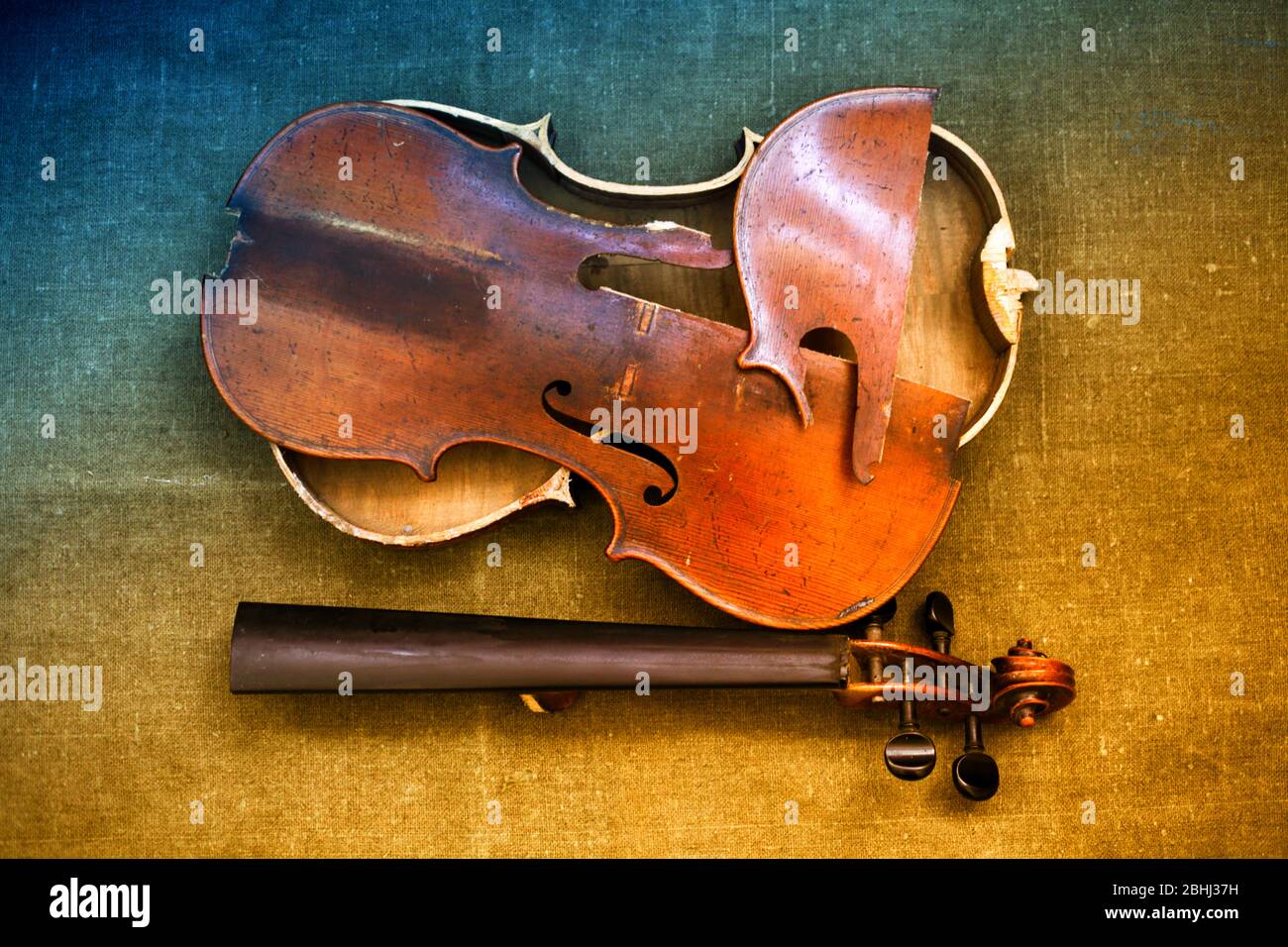 Old broken 2024 violins for sale
