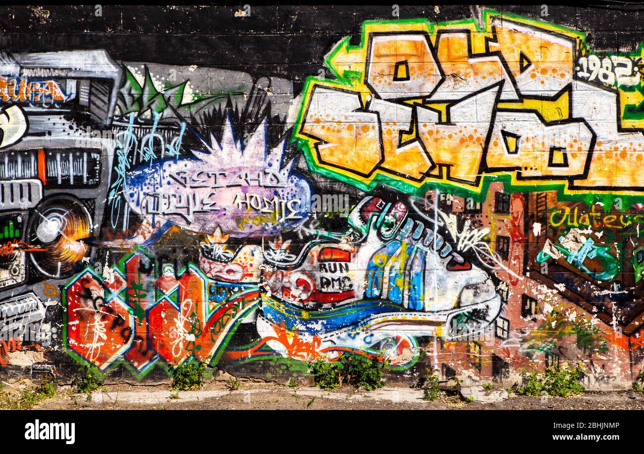 Page 2 Graffiti Vector Art Wallpaper High Resolution Stock Photography And Images Alamy