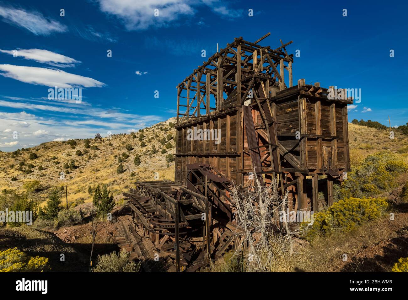 The Pioche Aerial Tramway transported silver ore from the mines to the Godbe Mill in the 1920s and 1930s, Pioche, Nevada, USA Stock Photo