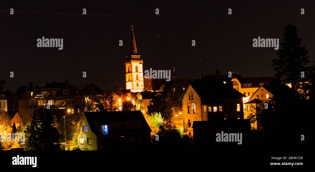 Kirchturm in der Nacht mit Sternen Stock Photo