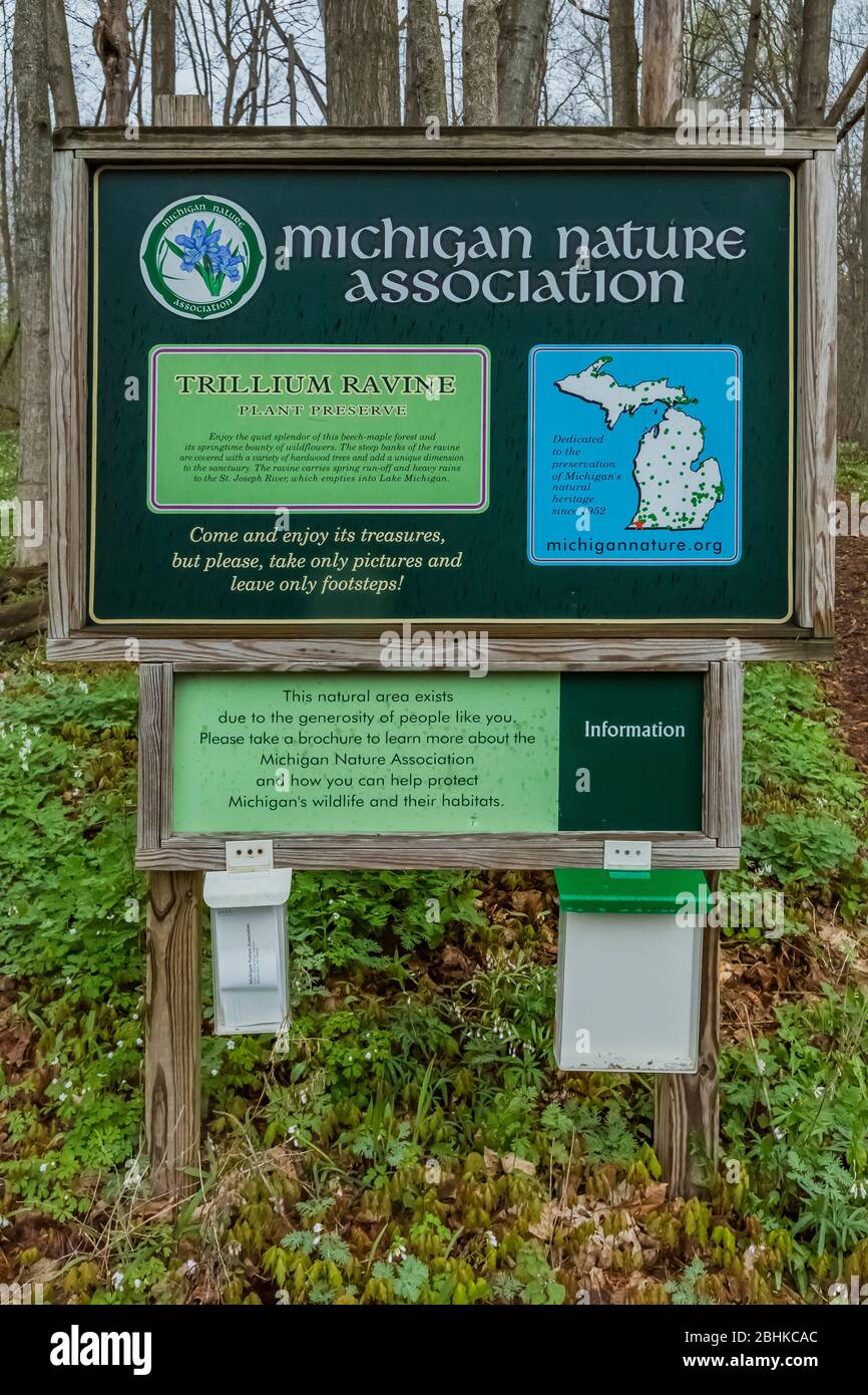 Sign for Trillium Ravine Nature Preserve, owned by the Michigan Nature Association, near Niles, Michigan, USA Stock Photo