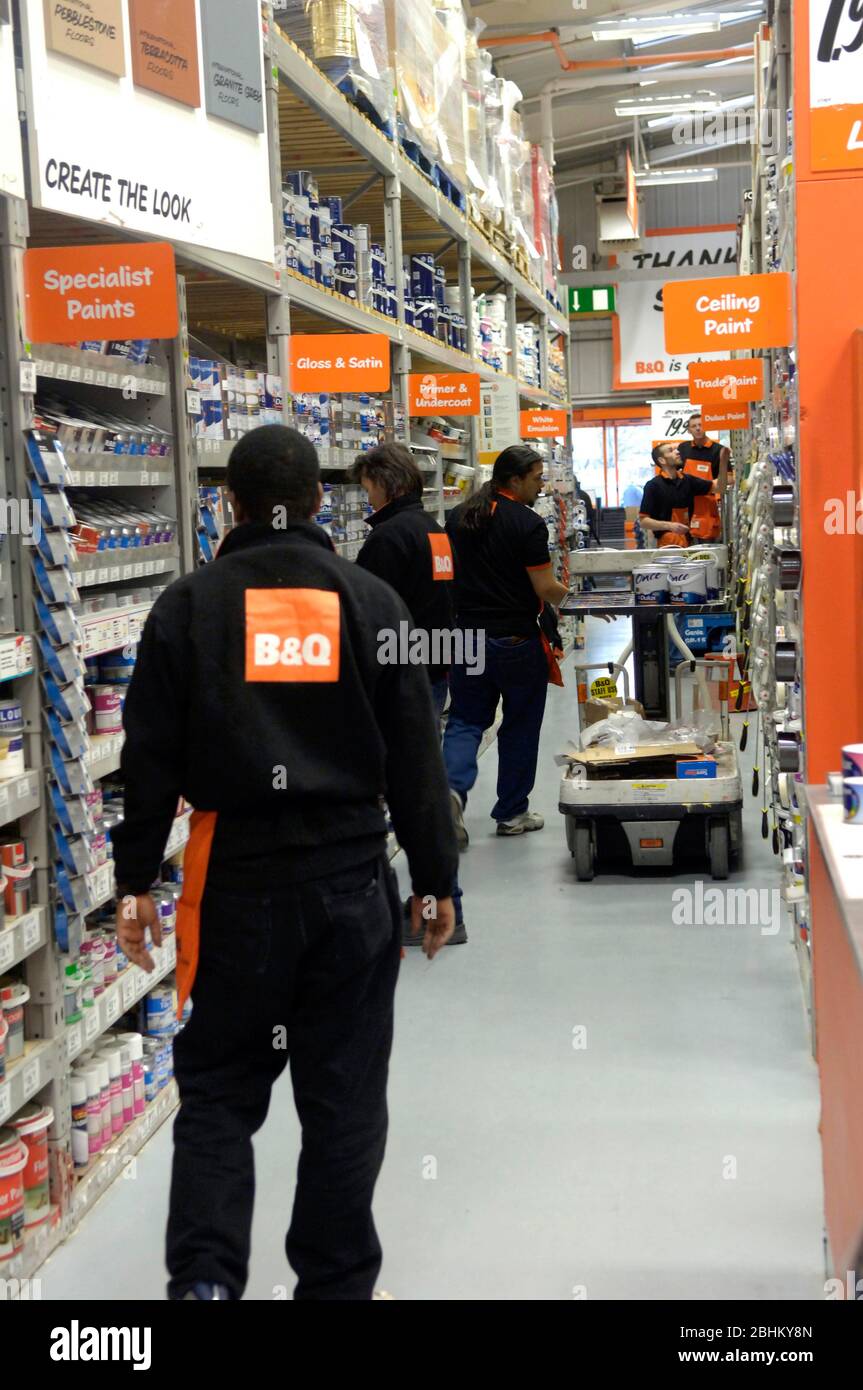 B and q staff hi-res stock photography and images - Alamy