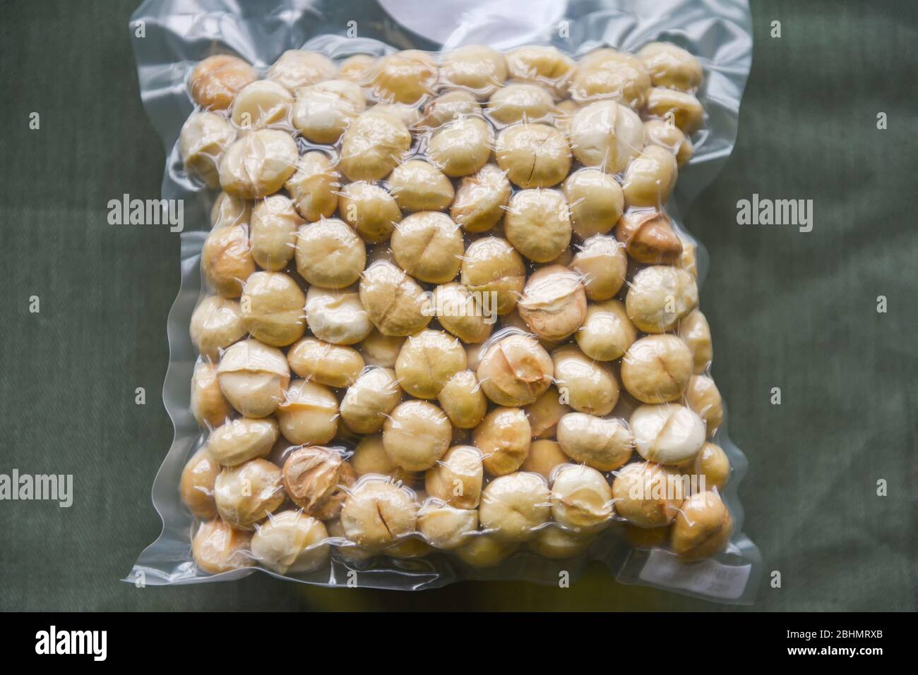 Macadamia Nuts In Vacuum Packaging Macadamia Nut Shelled From Natural High Protein For To Drying Stock Photo Alamy