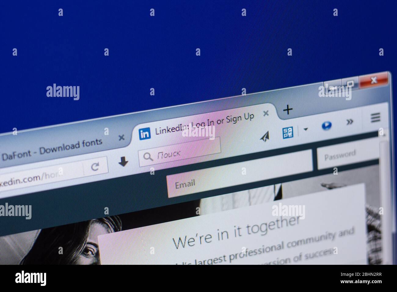 Linkedin company home page hi-res stock photography and images - Alamy