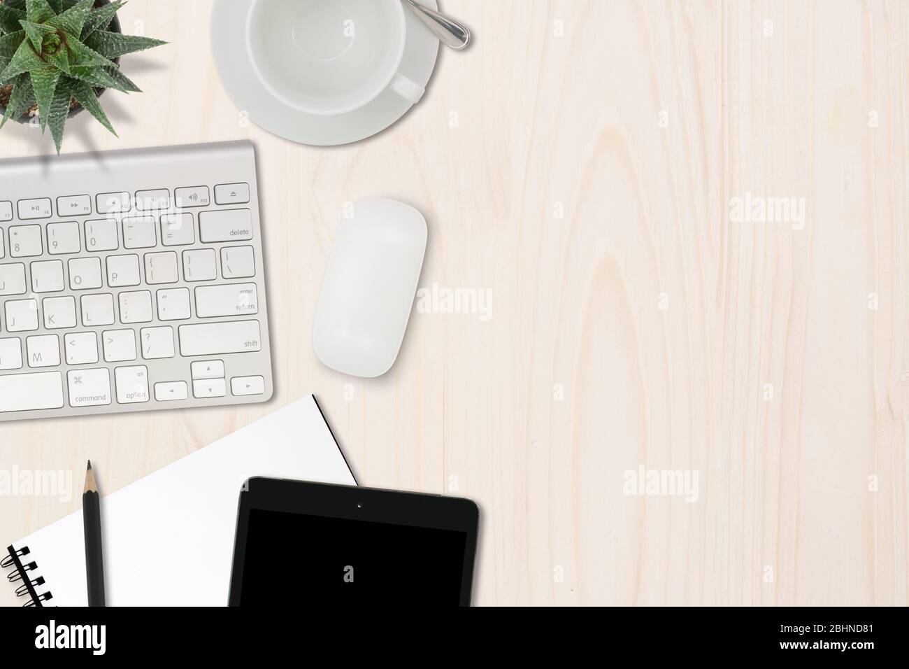 Business meeting table from above hi-res stock photography and images ...