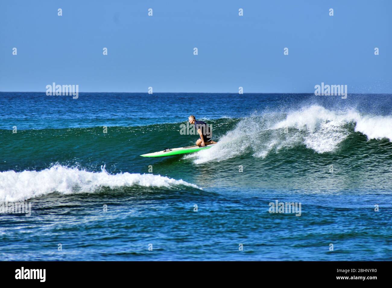 Surfing australia hi-res stock photography and images - Alamy