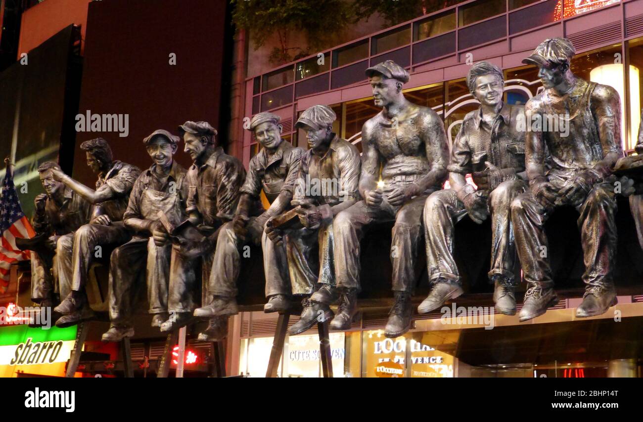 Iron Workers sculpture by Sergio Furnari in Manhattan, New York City