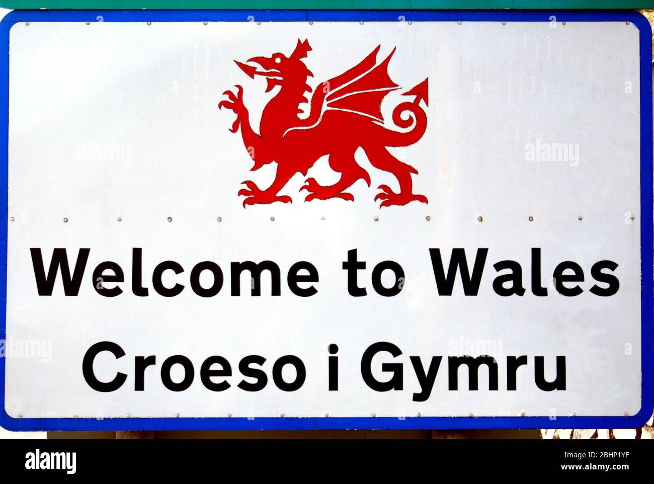 Welsh sign to wales hires stock photography and images Alamy