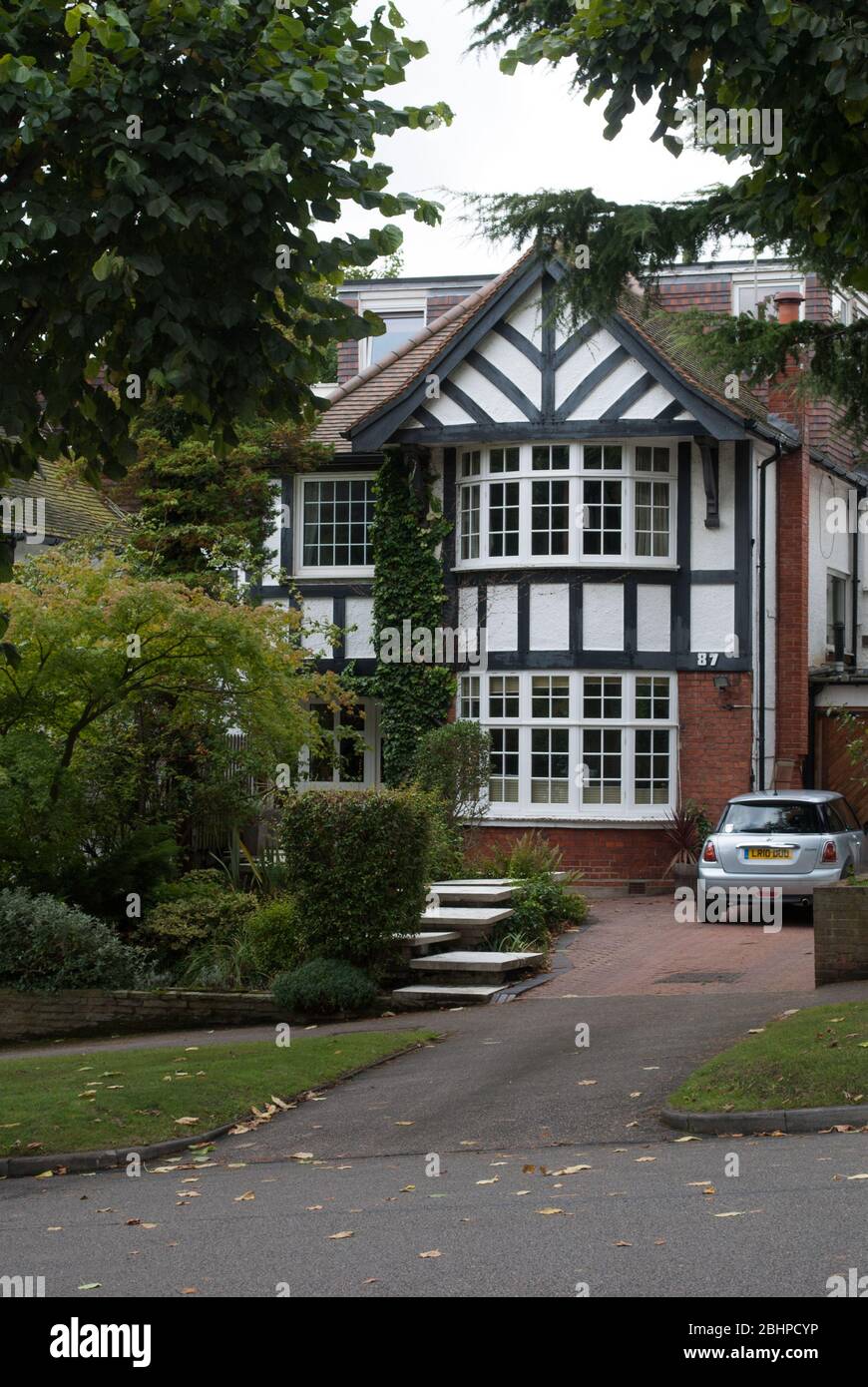 Tudor Style Architecture Holly Lodge Estate, 8 Holly Lodge Gardens