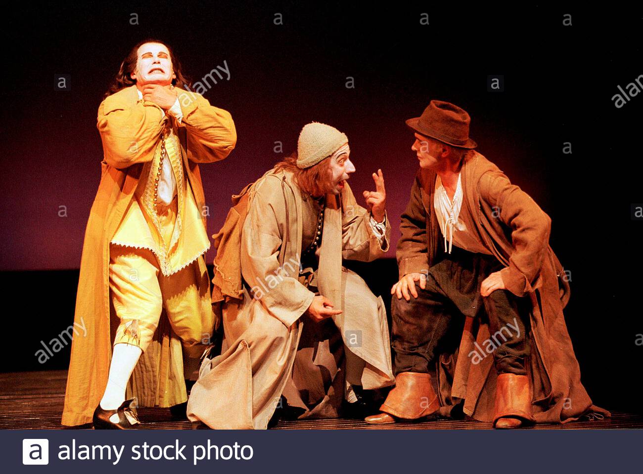 The Comedie Francaise At The Barbican Theatre With Les Fourberies De Scapin Scapin S Trickery By Moliere With Laurent Rey Nicolas Lormeau Gerard Giroudon Opens 7 6 00 Pic Geraint Lewis Stock Photo Alamy The Comedie Francaise At The Barbican Theatre With Les Fourberies De Scapin Scapin S Trickery By Moliere With Laurent Rey Nicolas Lormeau Gerard Giroudon Opens 7 6 00 Pic Geraint Lewis Stock Photo Alamy