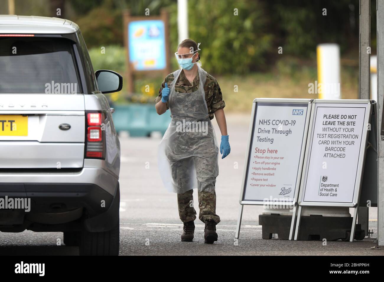 Chessington, UK. 27th Apr, 2020. Military personnel test NHS staff at a
