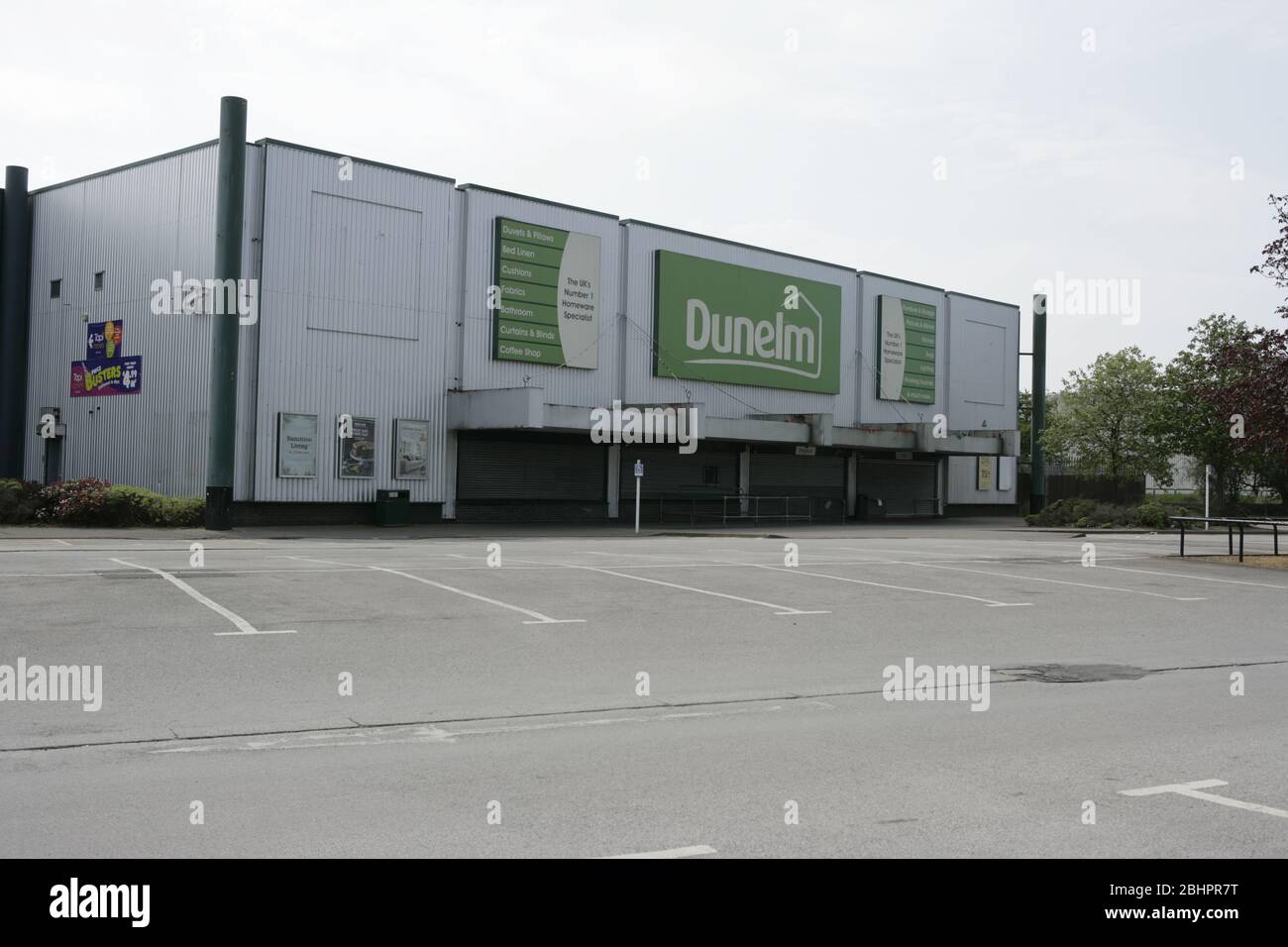 Closed Dunelm superstore and empty car park, Clough Road Retail Park