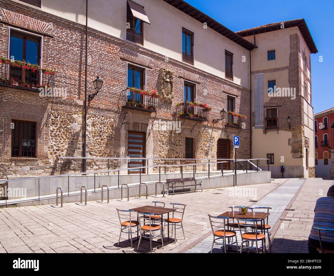 Palacio don Gutierre. León. Castilla León. España Stock Photo Alamy