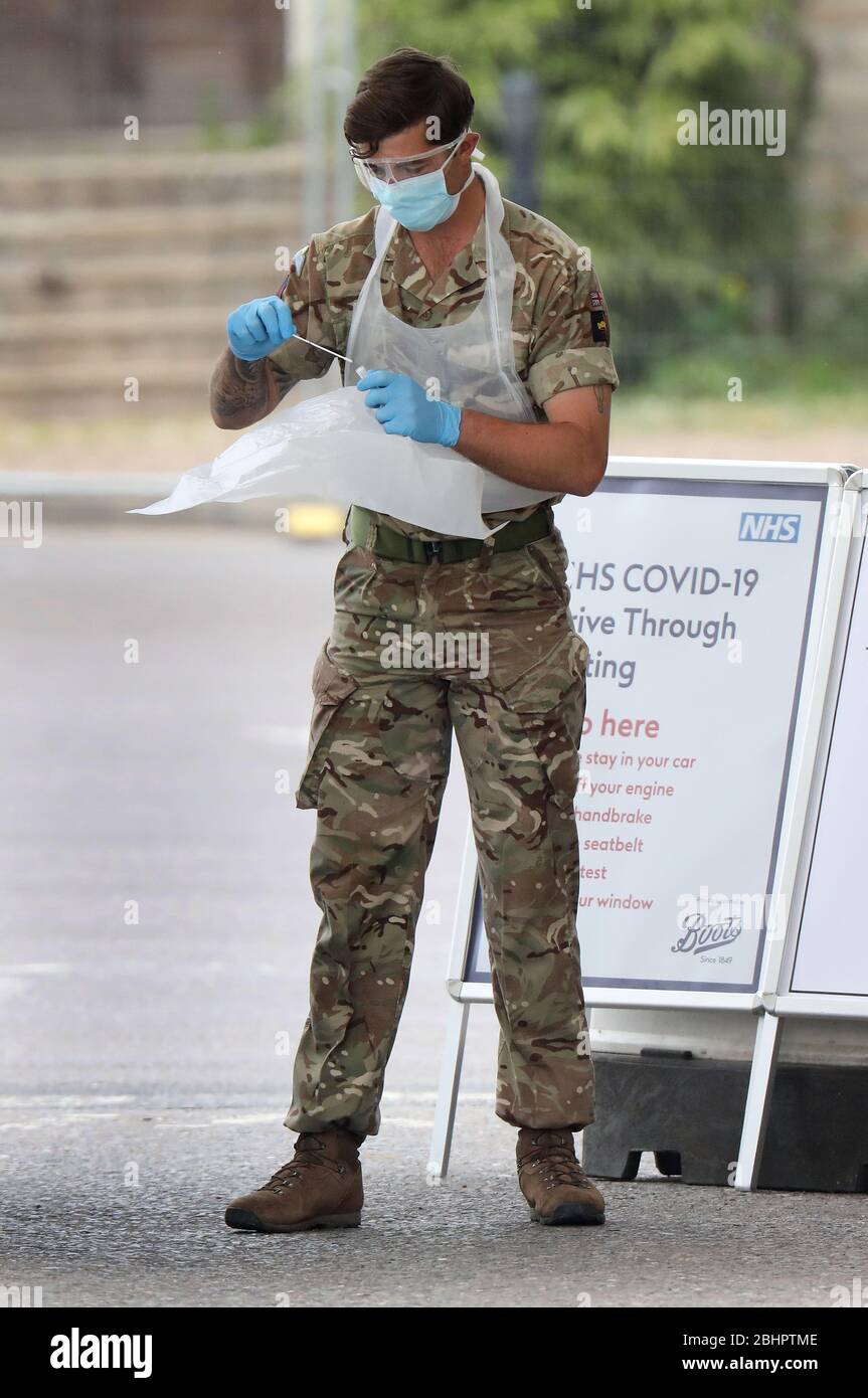 Covid Ppe Uk Army Hi-Res Stock Photography And Images - Alamy