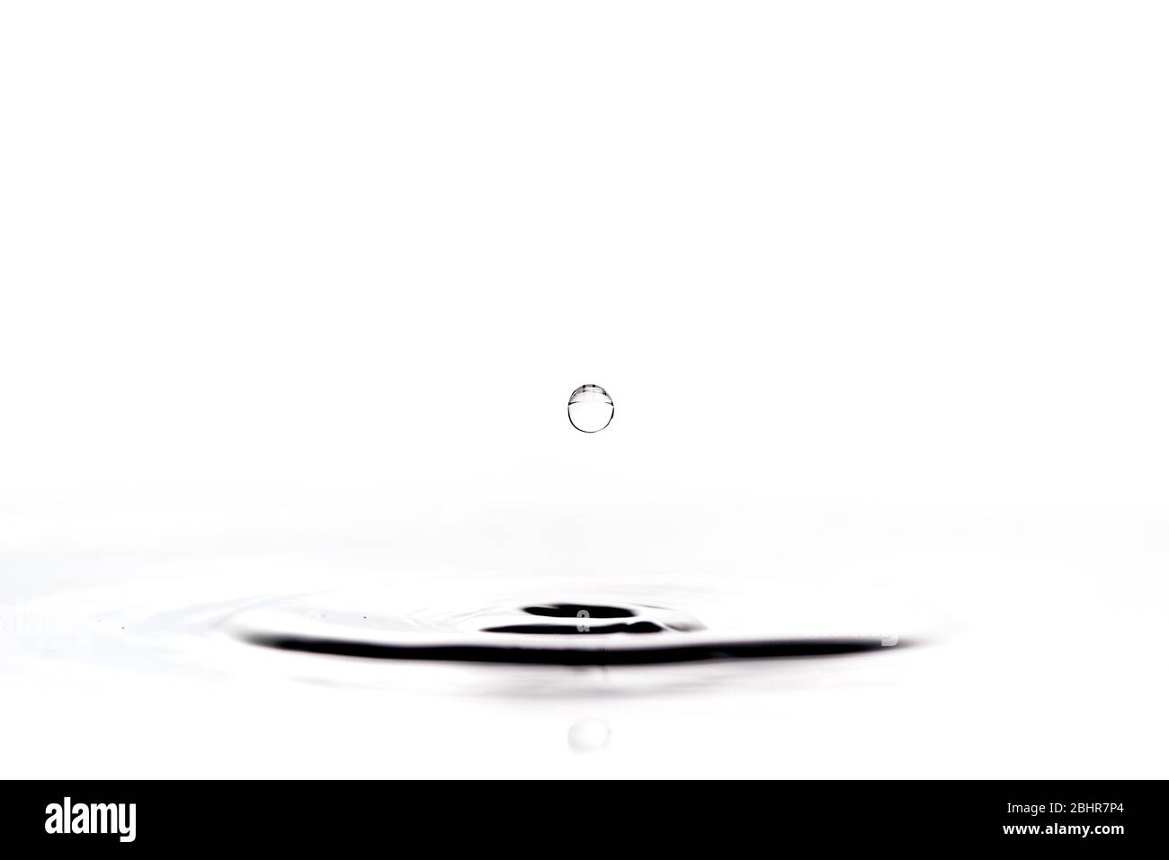 Water droplet Cut Out Stock Images & Pictures - Alamy