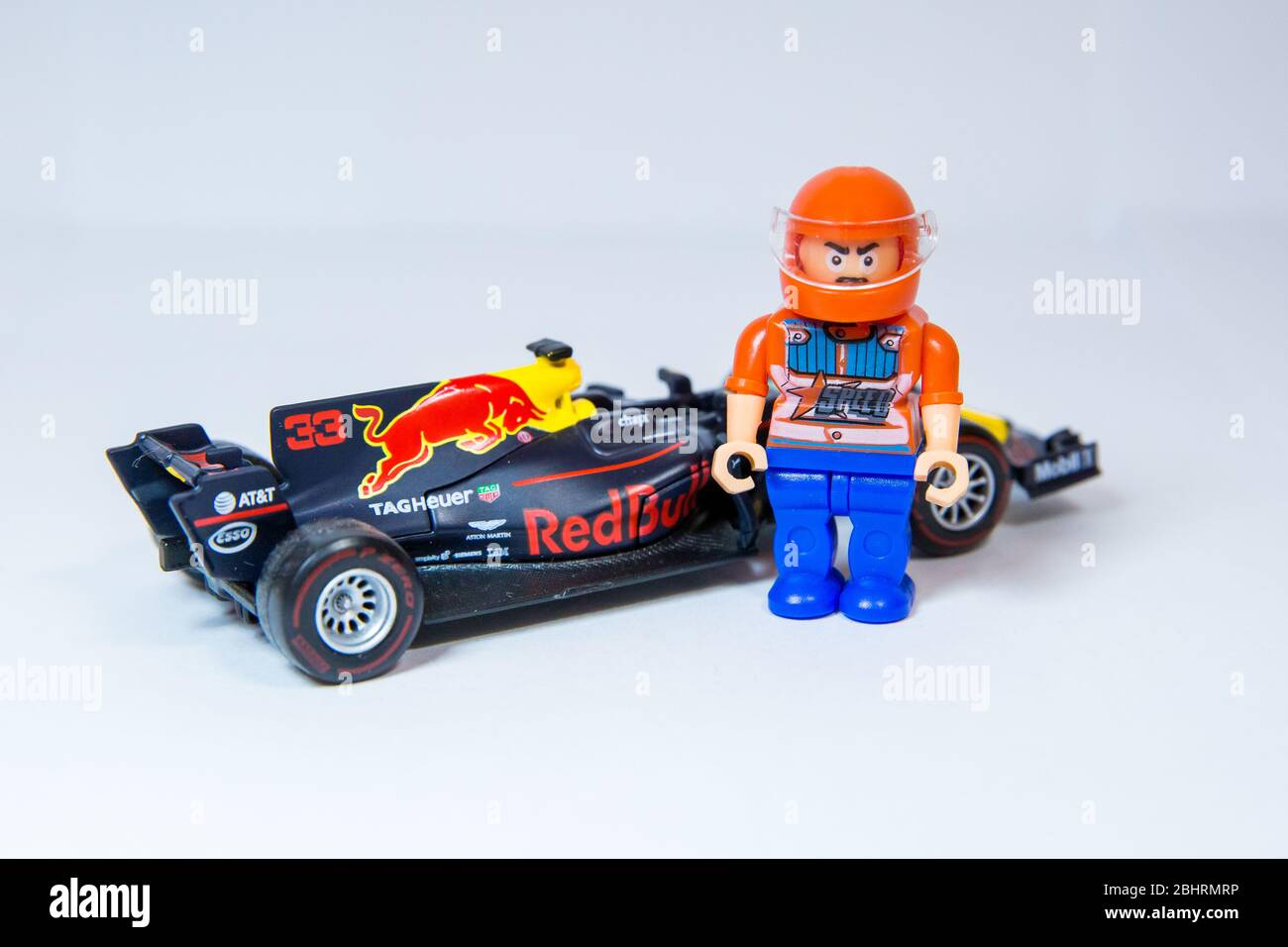 Bburago Red Bull Racing RB13 1:43 model Formula One car. Max ...
