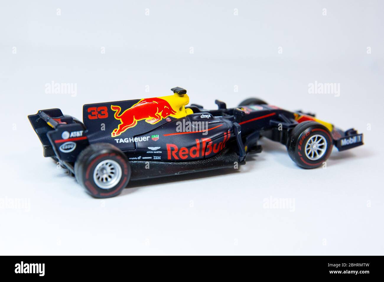 Bburago Red Bull Racing RB13 1:43 model Formula One car. Max ...