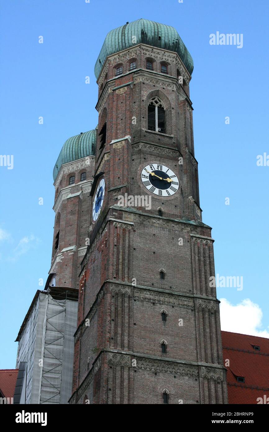 The Church of our Lady in the Bavarian State capital of Munich Die Frauenkirche in der Bayerischen Landeshauptstadt München Stock Photo