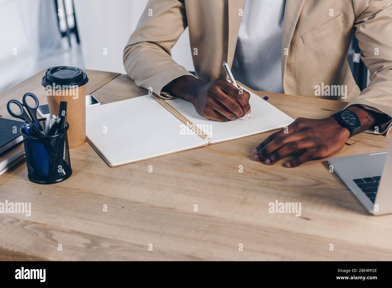 Recruiter writing in paper hi-res stock photography and images - Alamy