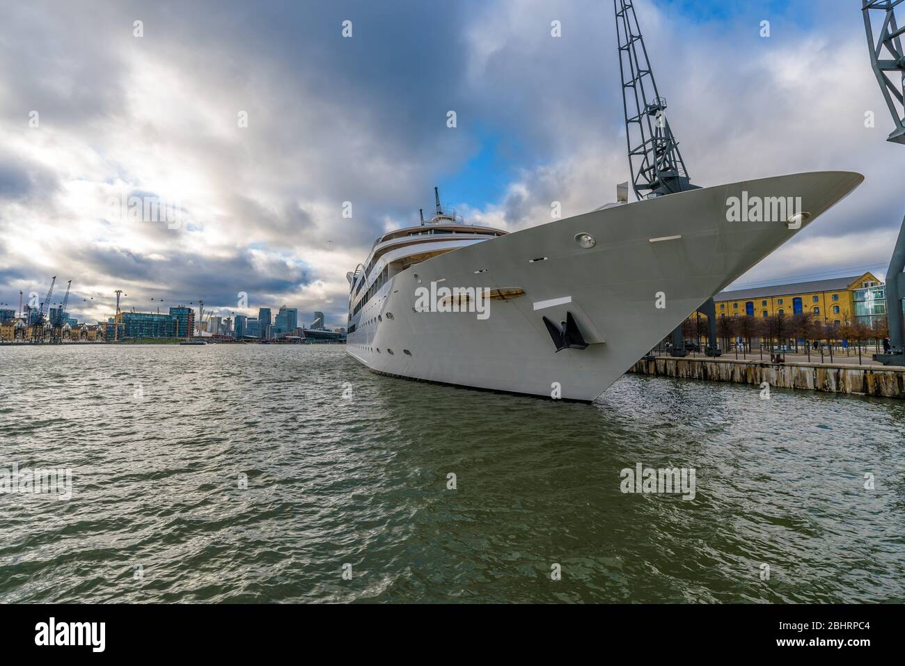 The Sunborn London, England, yacht hotel with rooms and suites with touch controls and spa. Gallions reach Marina next to the Excel Exhibition Centre. Stock Photo