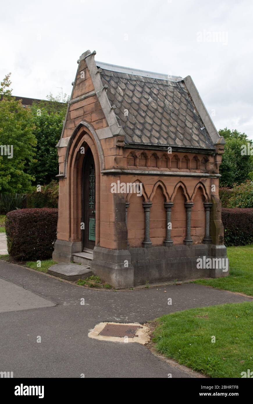 Gothic Revival Tomb Mausoleum of Frederick Harold Young Hammersmith Margravine Cemetery, 23 Margravine Gardens, Hammersmith, London W6 Stock Photo