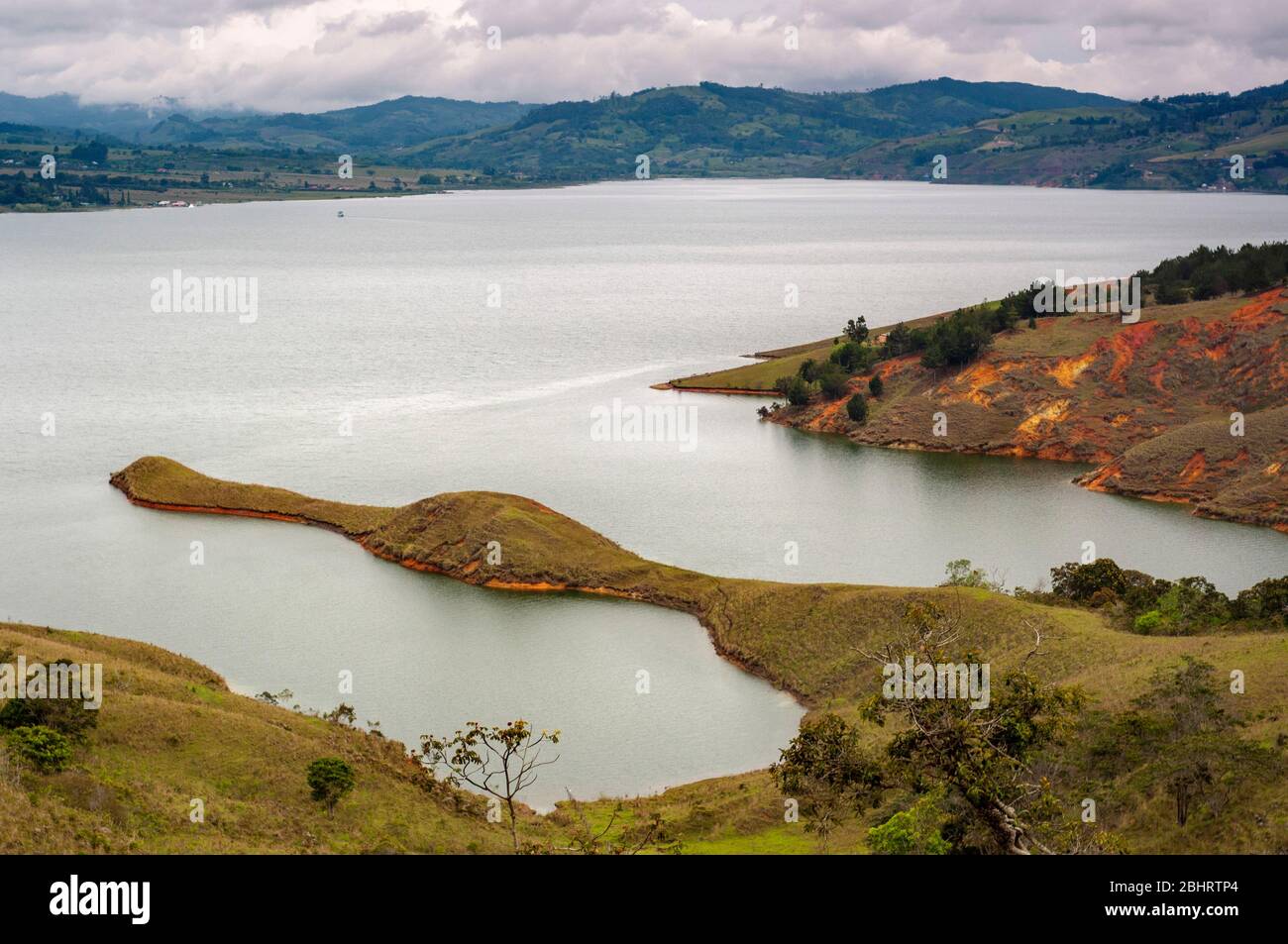 Calima Lake in Darien in the Cauca Valley, Colombia, South America Stock Photo