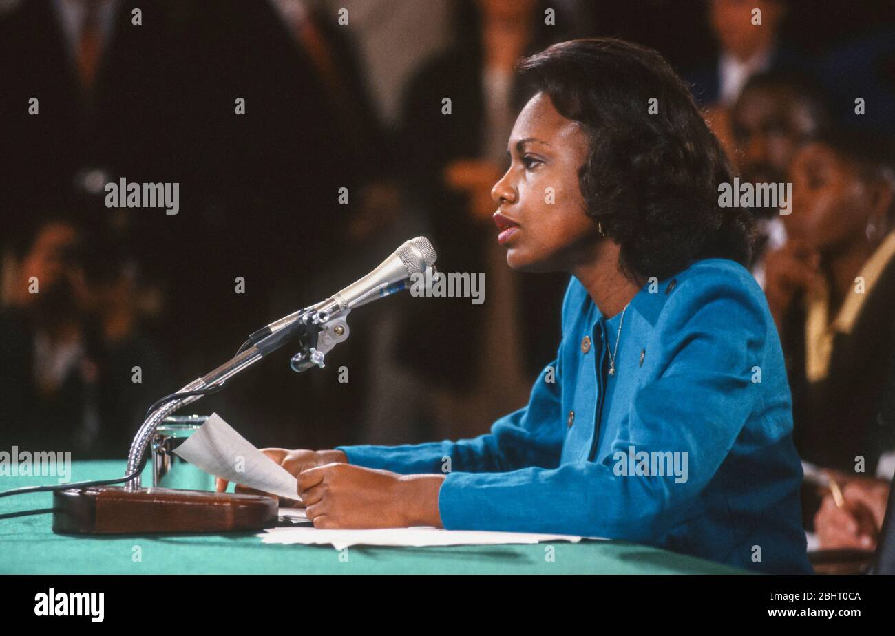 Reliving Anita Hill's testimony: How the optics shaped the historic hearing  - The Washington Post