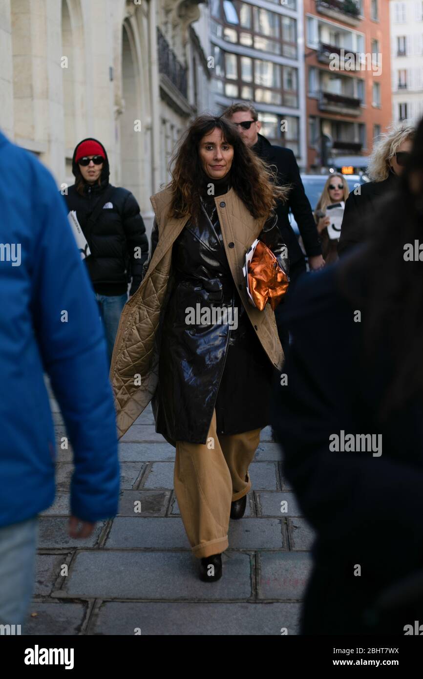 A chic showgoer attending the Kenzo show during Paris  Fashion Week Feb 26,2020- Photo: Runway Manhattan/Valentina Ranieri  ***For Editorial Use Only* Stock Photo