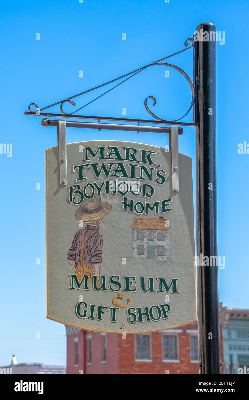 Mark Twain's Boyhood Museum & Gift Shop Sign, Vertical Stock Photo