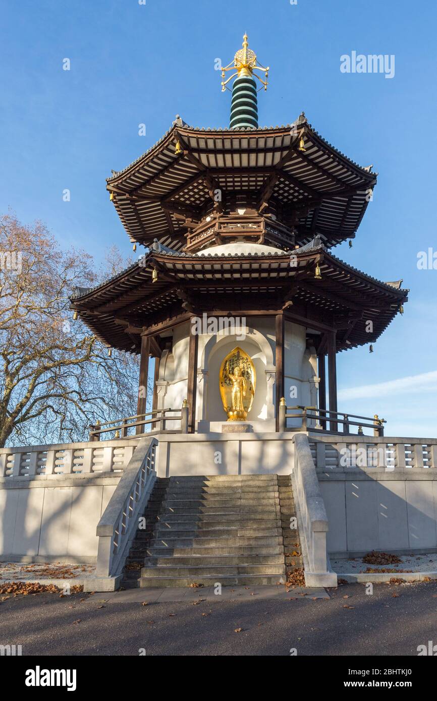 London Peace Pagoda, Battersea Park, London, UK Stock Photo