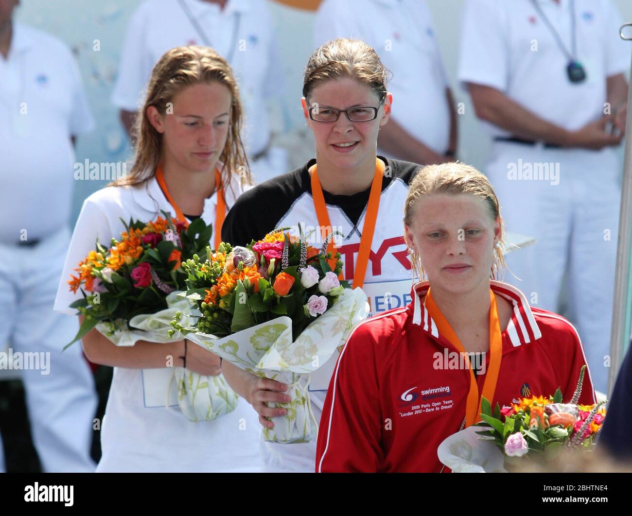 France ,Paris , Open EDF Natation 2009 Podium 400 M NL Women Amy Levings of  Australia ,Lotte Friis of Danemark and Maeie Jugnet of French- Photo  Laurent Lairys / DPPI Stock Photo - Alamy