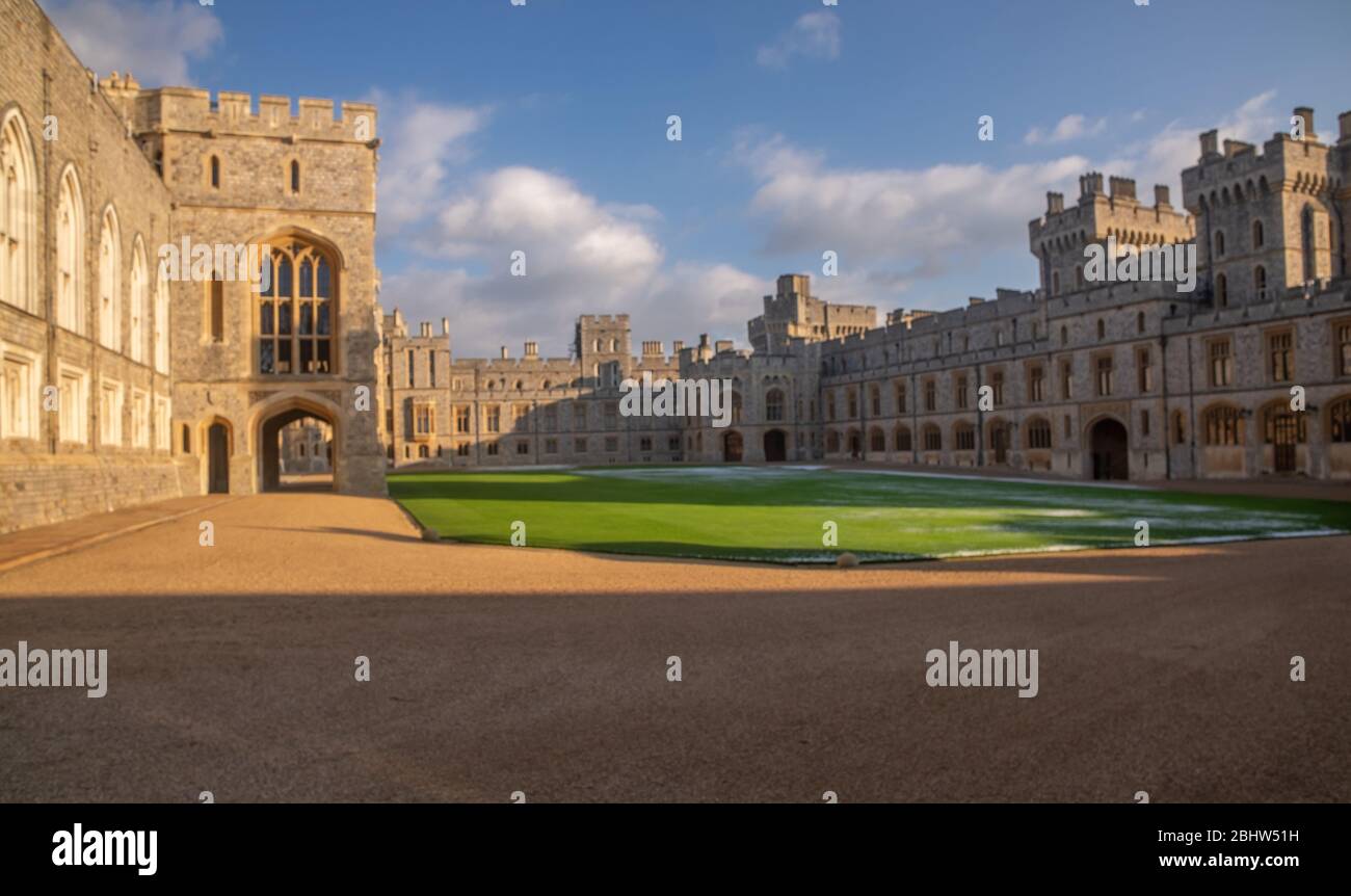 Windsor Castle and Riverside on the River Thames Stock Photo - Alamy