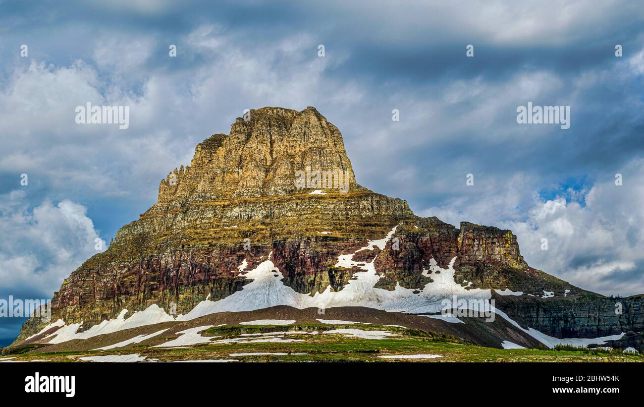 4814 Beautiful scene as sunlight covers Clements Mountain at Logan Pass, Glacier National Park - Montana Stock Photo