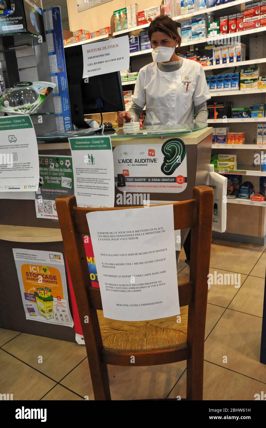 La Pharmacie High Resolution Stock Photography And Images Alamy