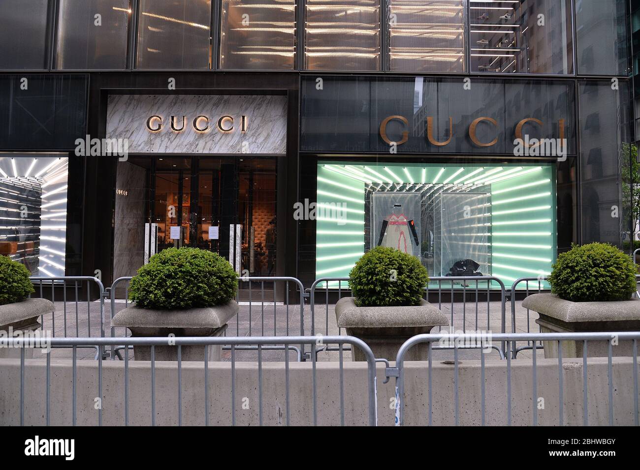 Luxury brand Gucci flagship store along 5th Avenue remains closed