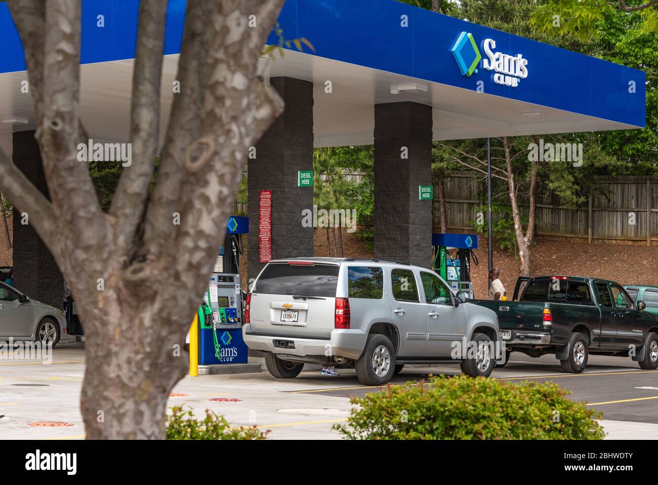Sams club gas hi-res stock photography and images - Alamy