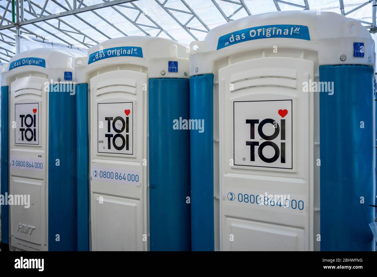 Mobile TOI TOI toilet cabins, toilet cabins side by side, Switzerland Stock Photo