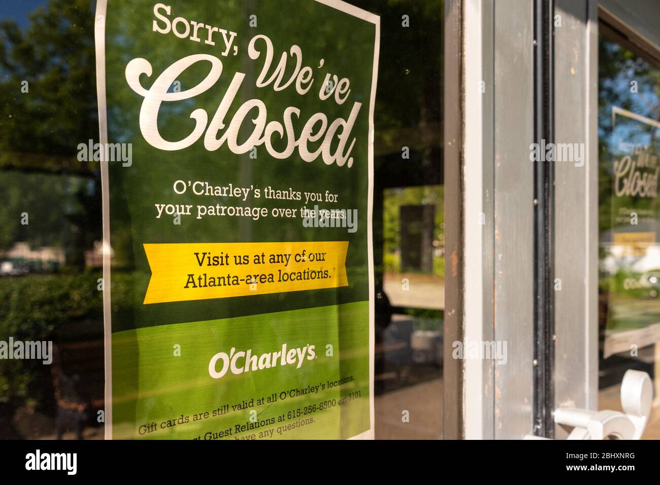 Closed O'Charleys Restaurant in Metro Atlanta, Georgia. (USA) Stock Photo